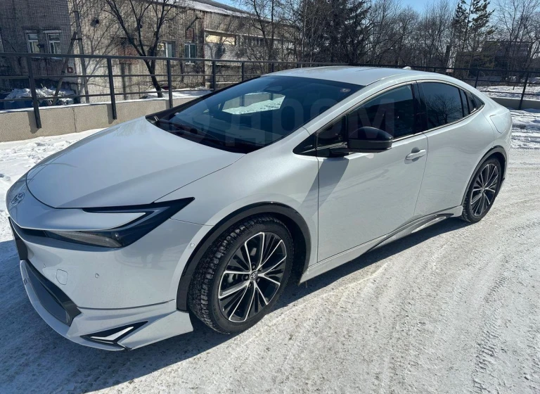 Toyota Prius HEV, 2023
